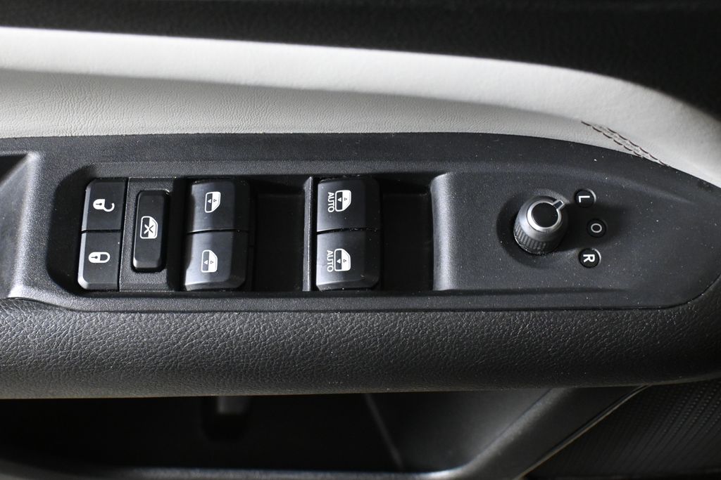 Thumbnail: 2024 Jeep Compass - 27