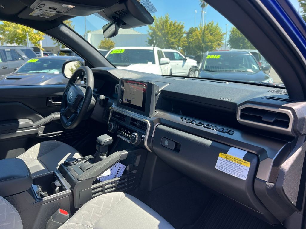 2025 Toyota Tacoma SR5 Double Cab photo 6
