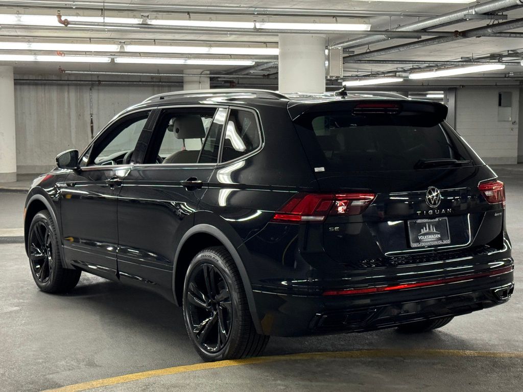 2024 Volkswagen Tiguan 2.0T SE R-Line Black 4