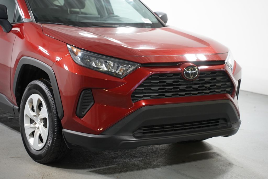 Thumbnail: 2020 Toyota RAV4 - 4