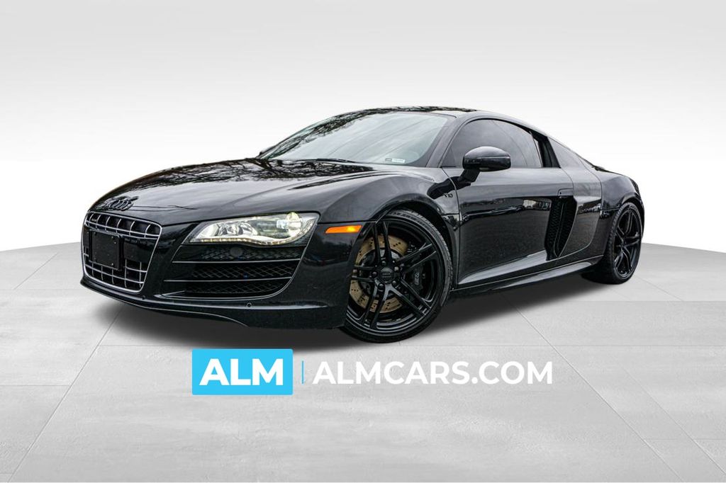 2011 Audi R8 5.2 quattro R tronic's photo