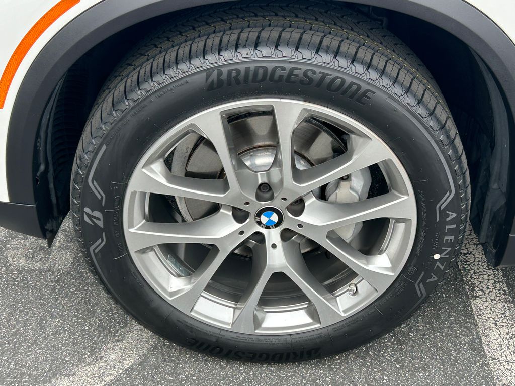 2022 BMW X5 xDrive40i 9