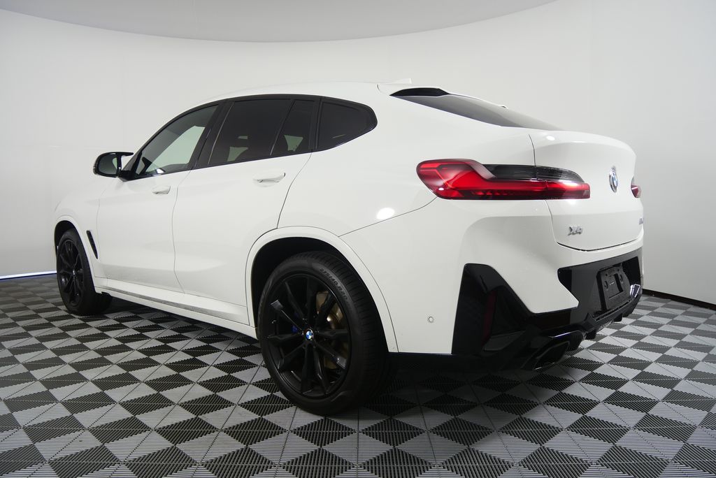 Thumbnail: 2024 BMW X4 - 6