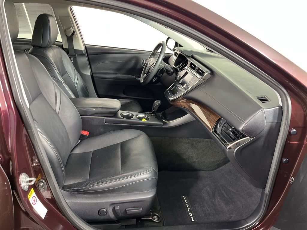 Thumbnail: 2013 Toyota Avalon - 8