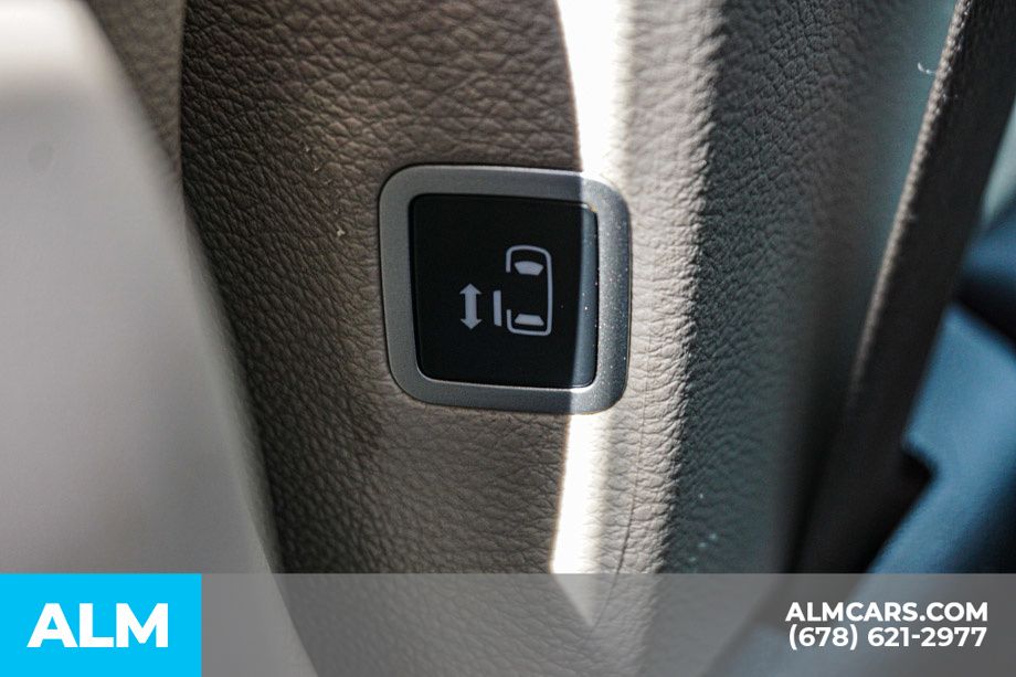 Used 2024 Red Chrysler Touring L image 36