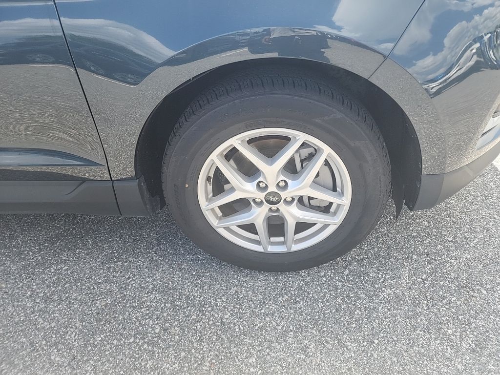 2024 Atlas Blue Metallic Ford Edge ST Line AWD SUV