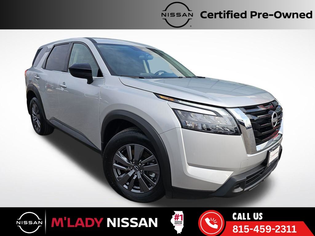 2025 Nissan Pathfinder S 4WD's photo