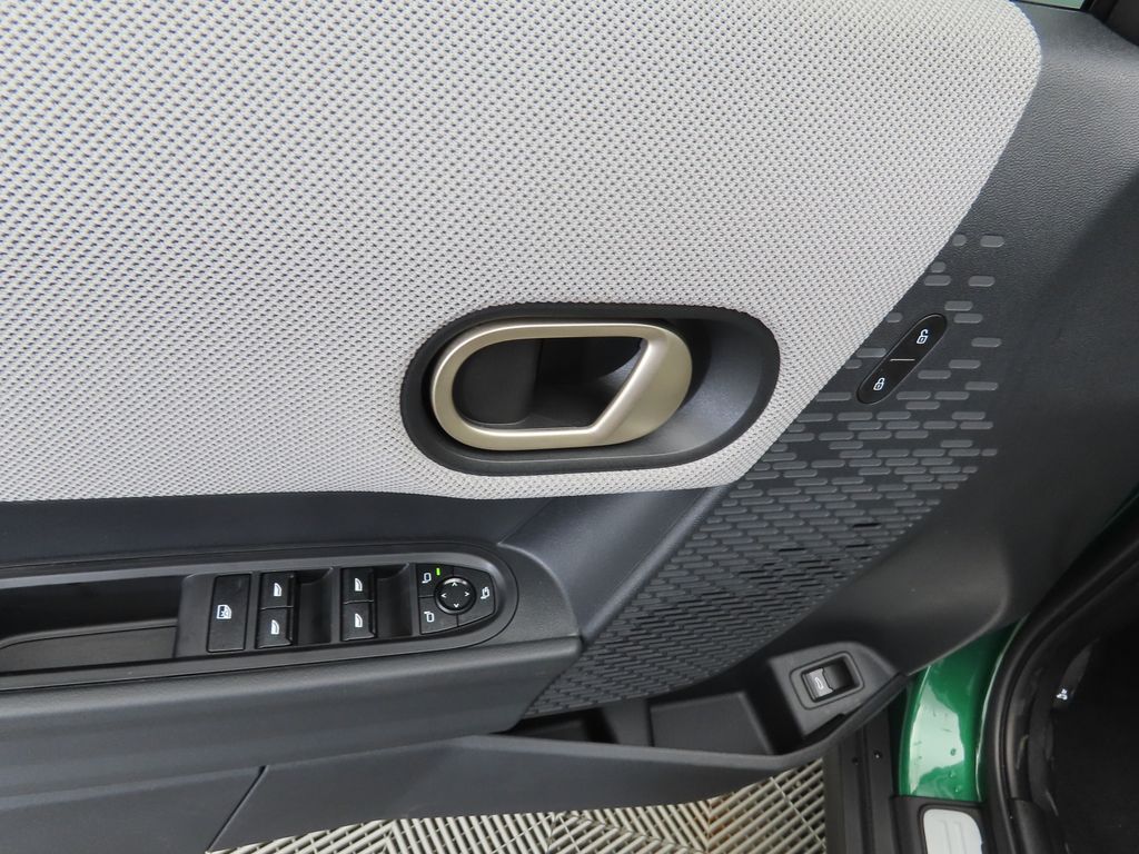 Thumbnail: 2026 MINI Cooper - 23