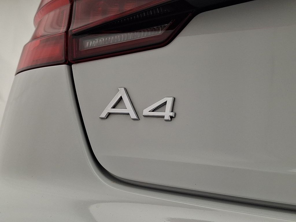 Thumbnail: 2019 Audi A4 - 30