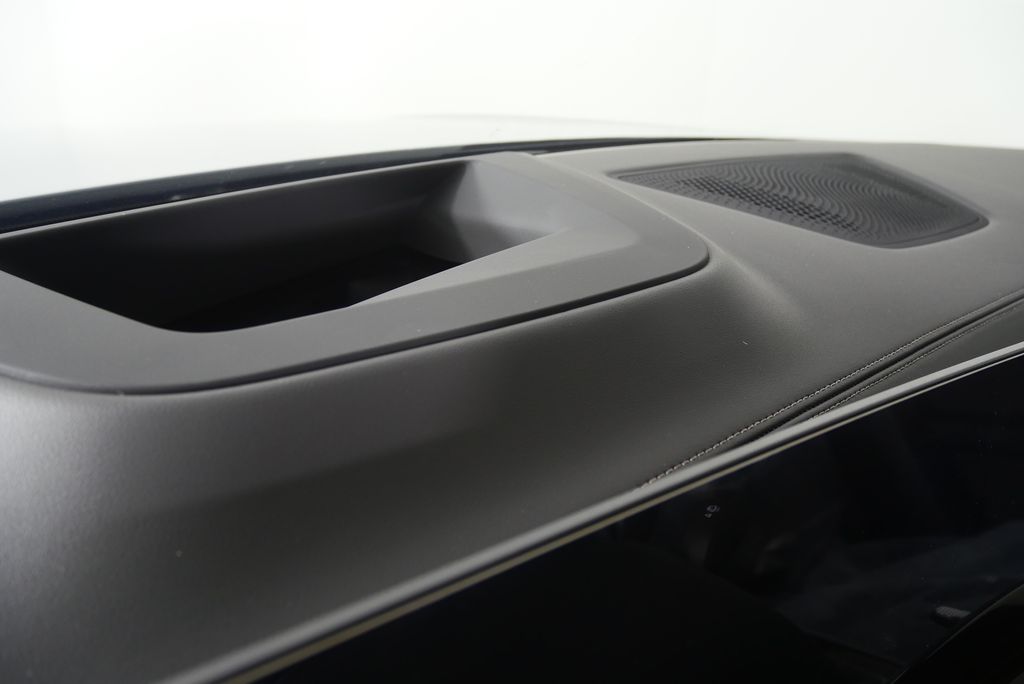 Thumbnail: 2026 BMW X7 - 20