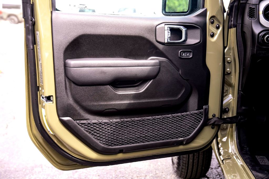 New Car 2025 Jeep Wrangler  Sport For Sale Under $35,000 In Taylor, Texas