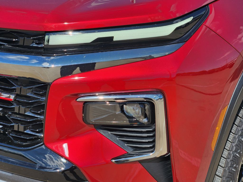 2026 Chevrolet Traverse Z71 photo 2