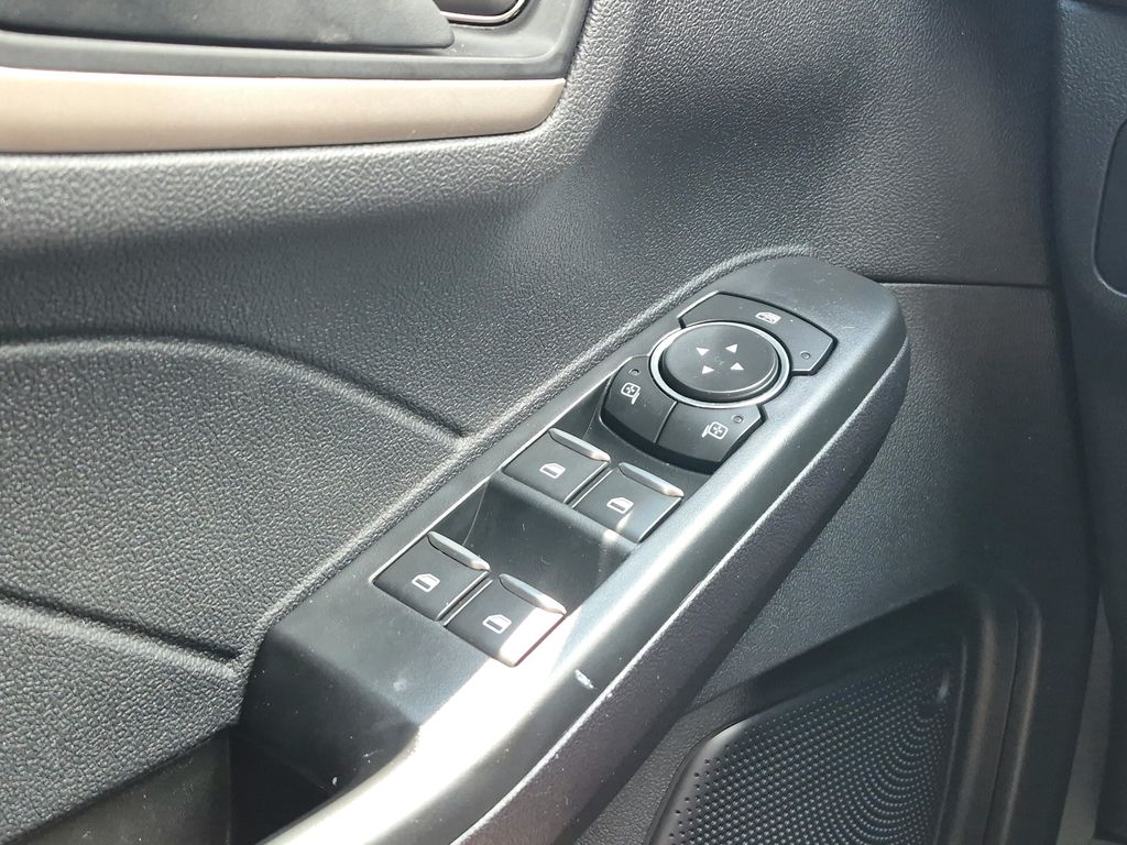 2022 Ford Escape SE Blue at DeMontrond Ford