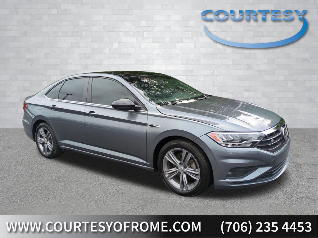 Platinum Gray Metallic 2020 Volkswagen Jetta Sedan Front-Wheel Drive 8-Speed Automatic