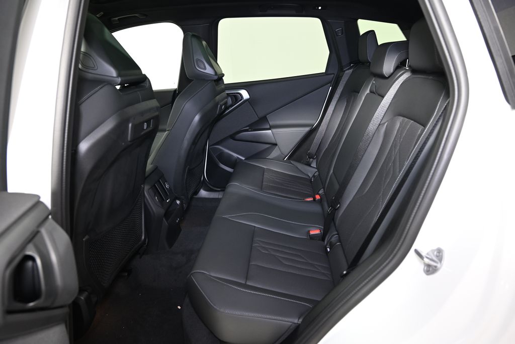 2025 BMW X3 3.0i 24