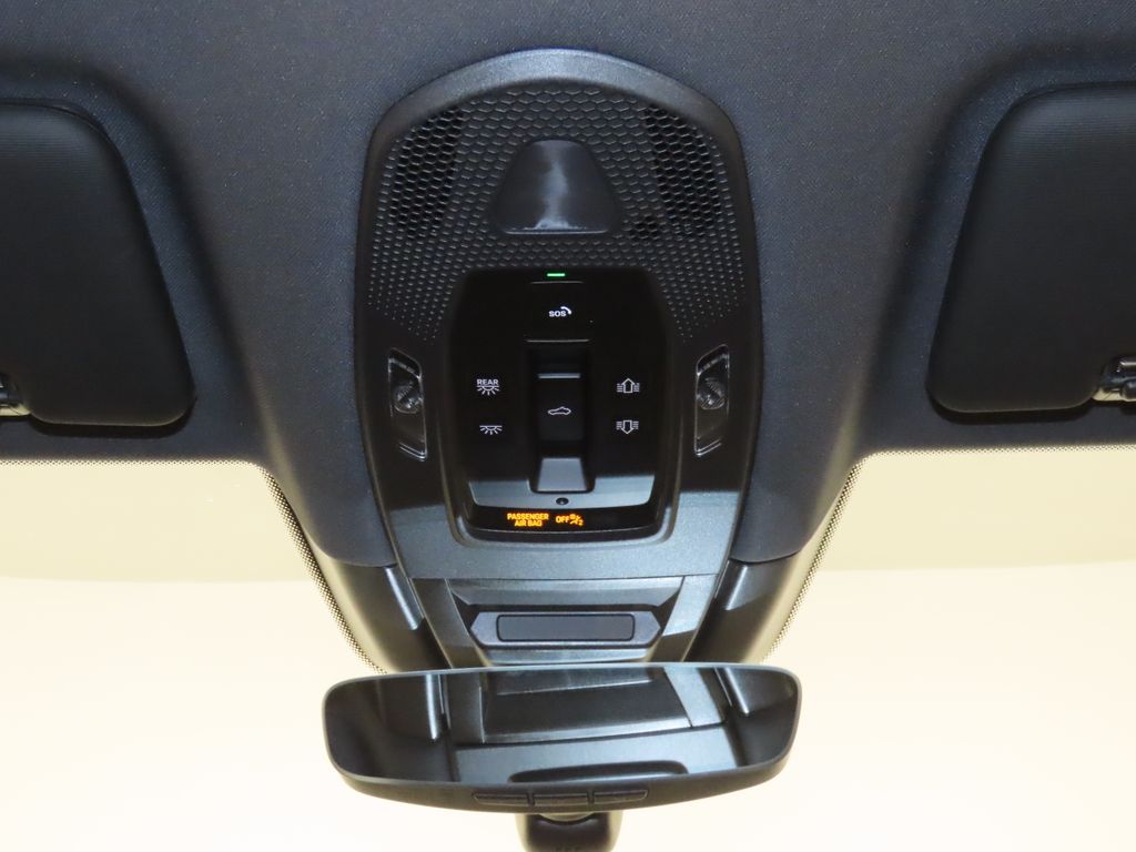 Thumbnail: 2025 Porsche Cayenne - 32