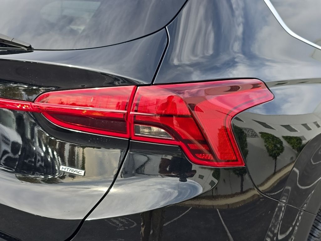 Thumbnail: 2023 Hyundai Santa Fe - 10