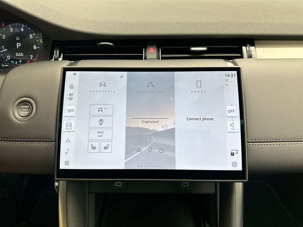 Thumbnail: 2025 Land Rover Discovery Sport - 11