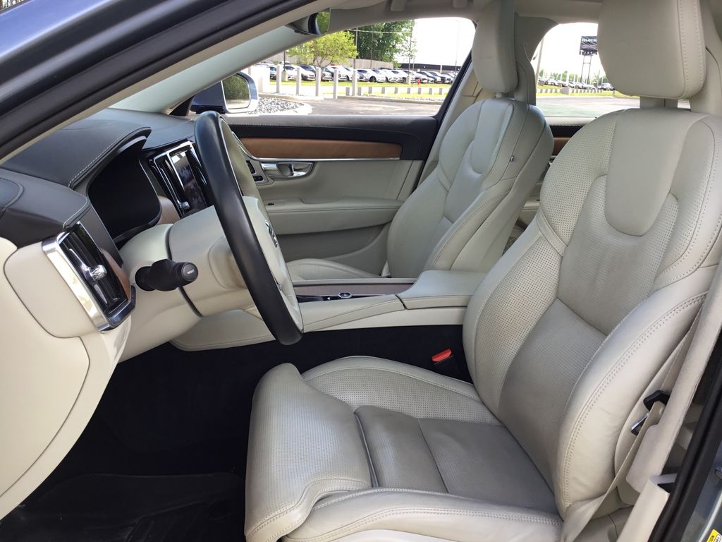 Thumbnail: 2017 Volvo S90 - 10