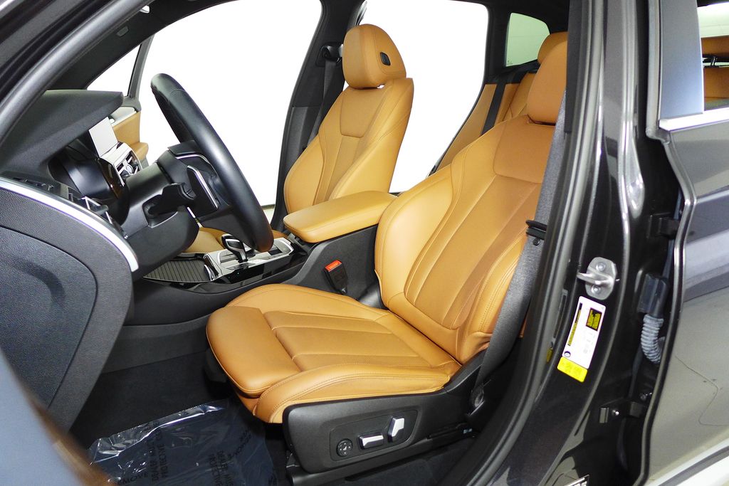 Thumbnail: 2023 BMW X3 - 22