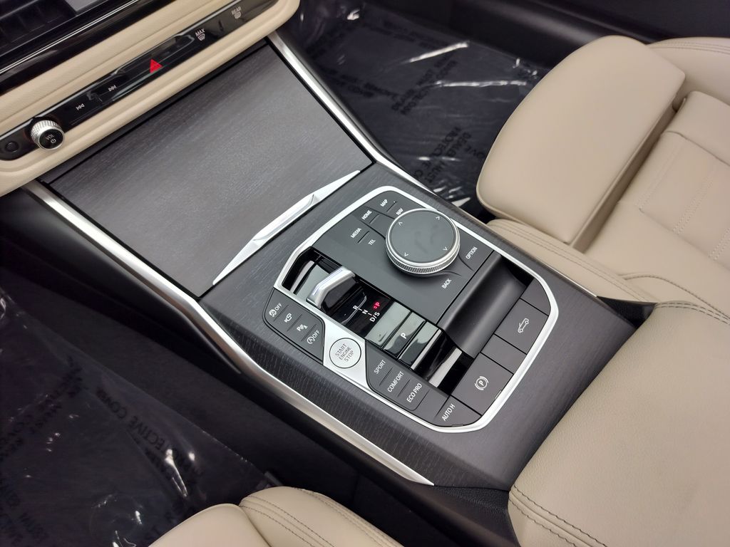 Thumbnail: 2027 BMW 4 Series - 18