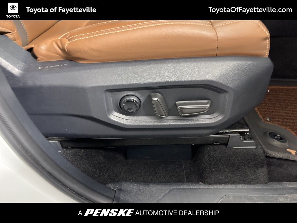 Thumbnail: 2025 Toyota Tundra - 7