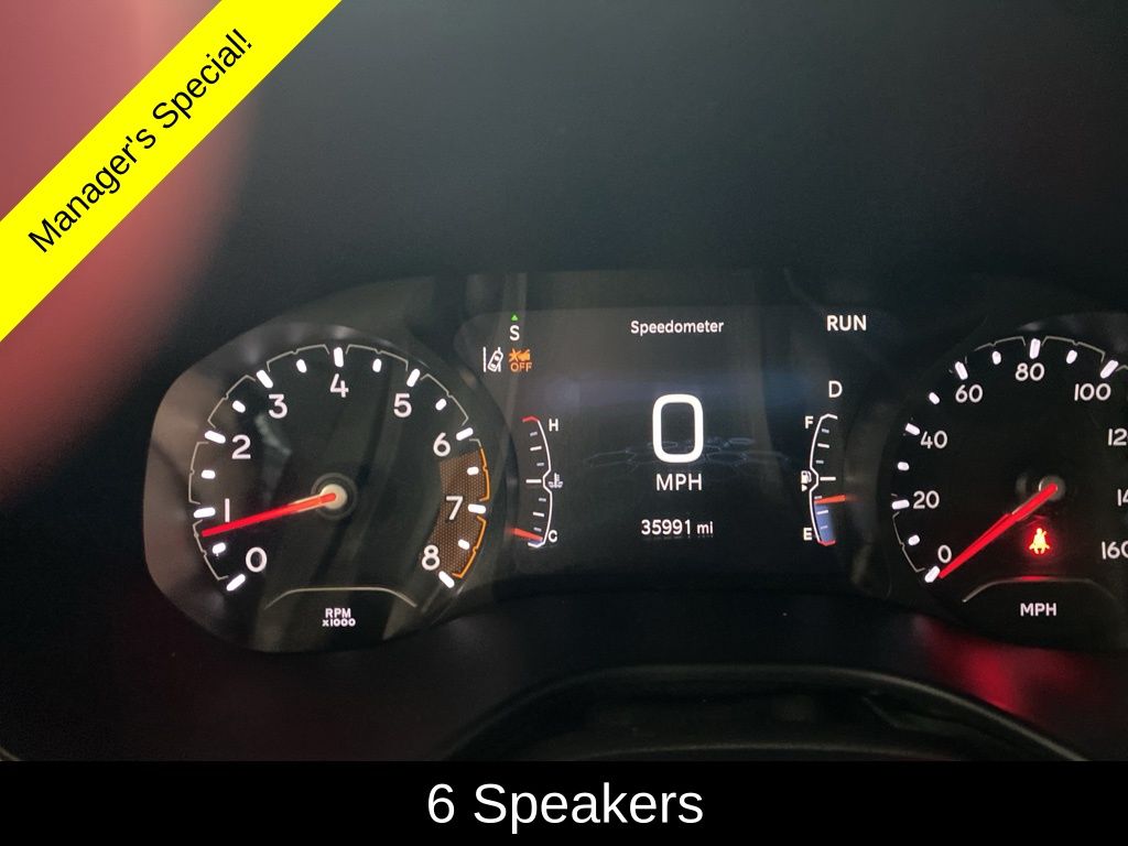 Used 2025 White Jeep Limited image 4