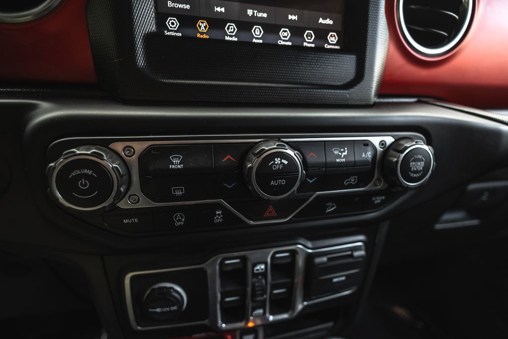 2020 Jeep Wrangler Unlimited Unlimited Rubicon thumbnail 15