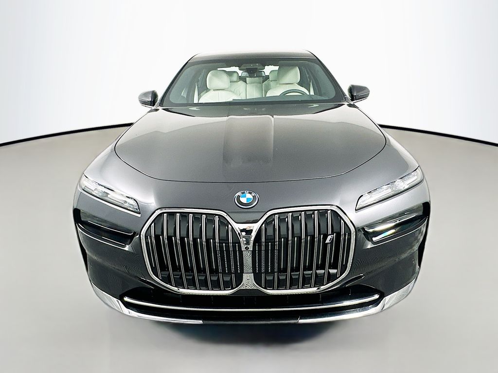 Thumbnail: 2025 BMW i7 - 2