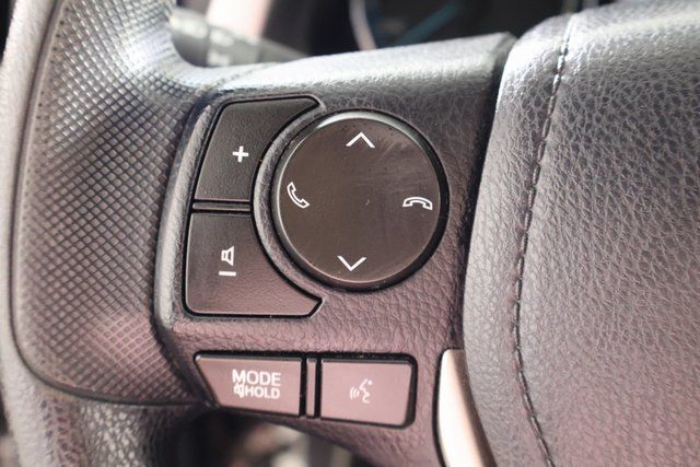 2018 Toyota RAV4 Hybrid LE photo