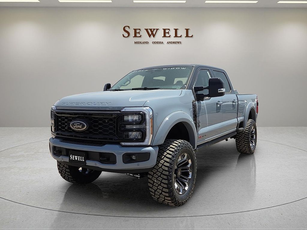 2026 Ford F-250SD Black Widow