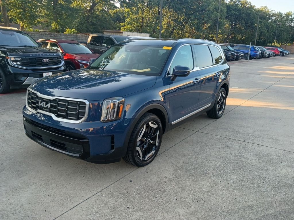 Midnight Lake Blue 2025 Kia Telluride S FWD SUV / Crossover Front-Wheel Drive 8-Speed Automatic