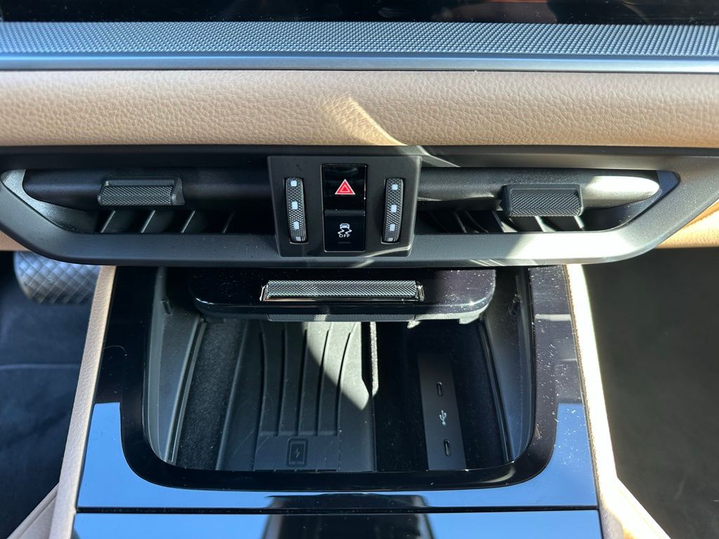 Thumbnail: 2024 Porsche Cayenne - 26