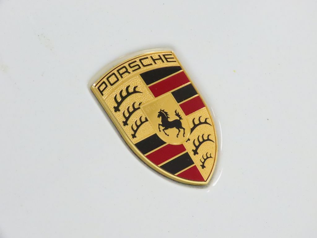 Thumbnail: 2025 Porsche Macan - 13