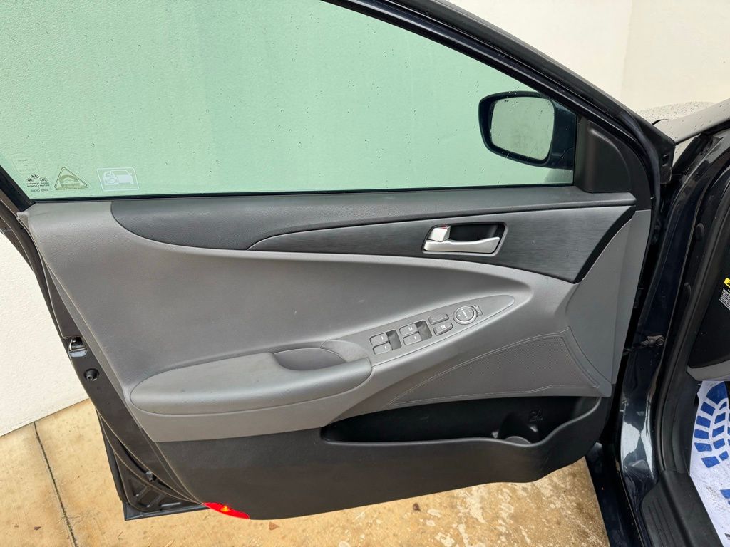 Used Car 2012 Hyundai Sonata  Gls For Sale Under $10,000 In Georgetown, Texas