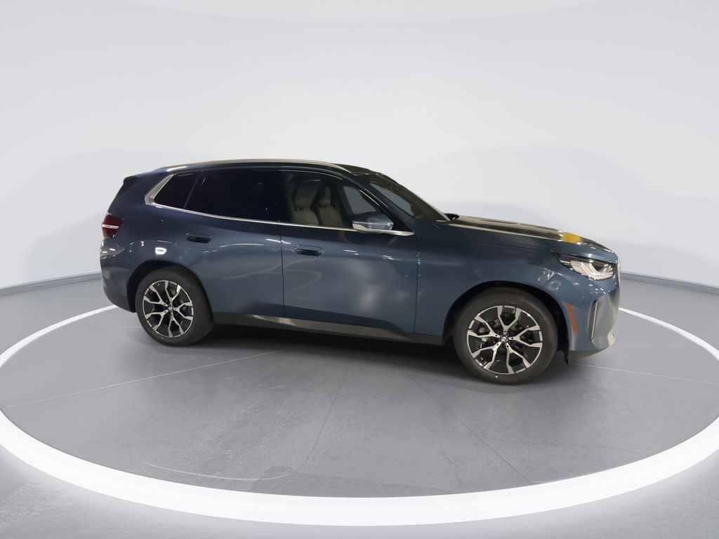 Thumbnail: 2026 BMW X3 - 9