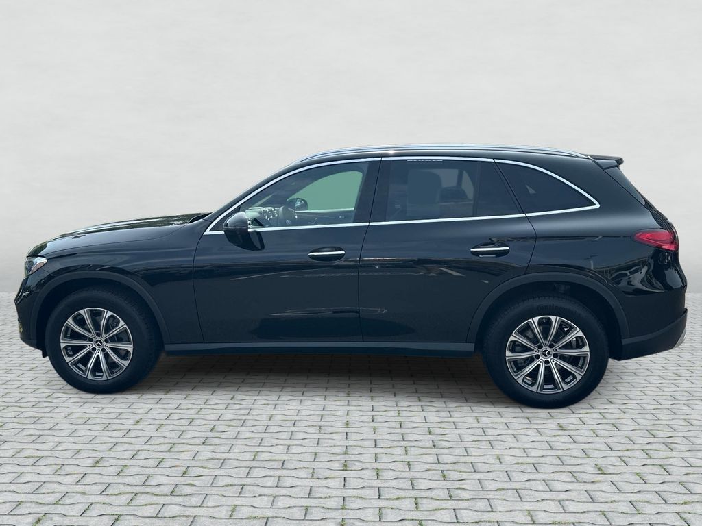 Thumbnail: 2026 Mercedes-Benz GLC - 8