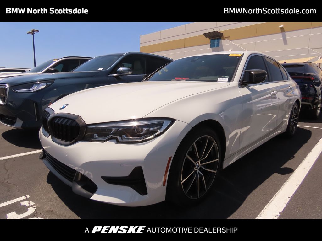 Thumbnail: 2021 BMW 3 Series - 1