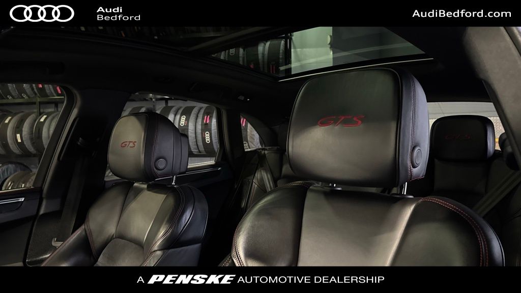 Thumbnail: 2020 Porsche Macan - 12