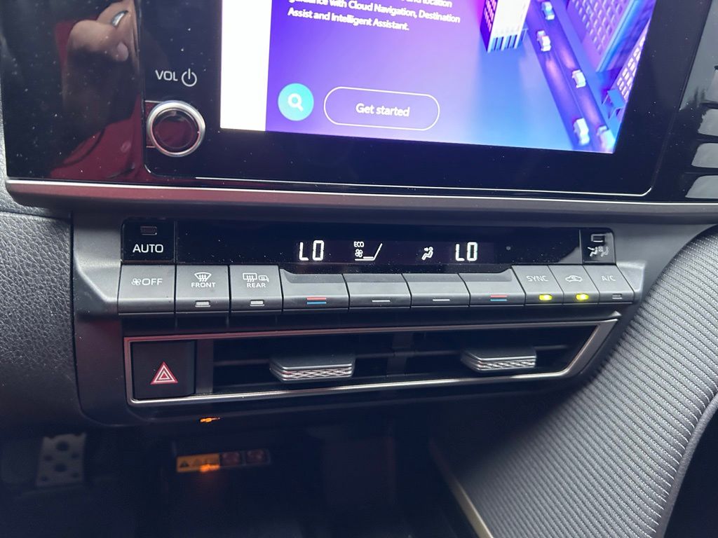 Thumbnail: 2025 Toyota Camry - 26