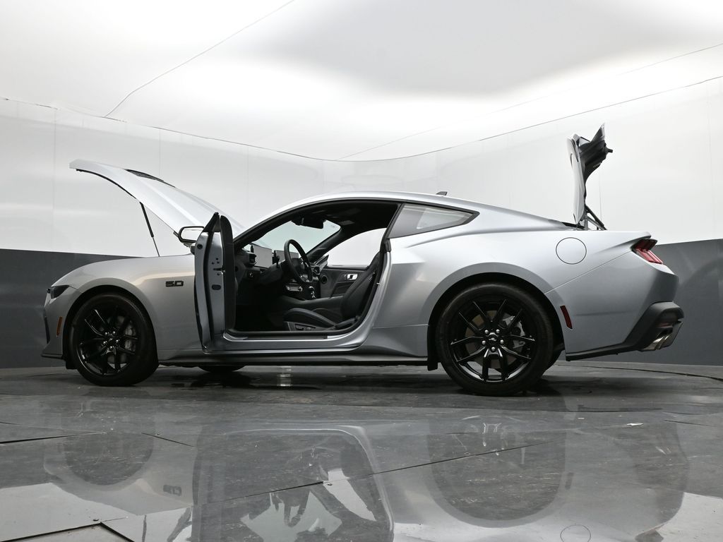 2025 Ford Mustang GT Fastback