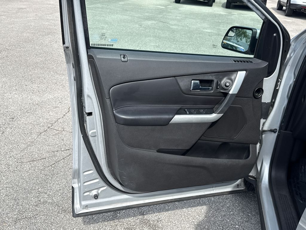 Used 2012 Silver Ford SEL image 9