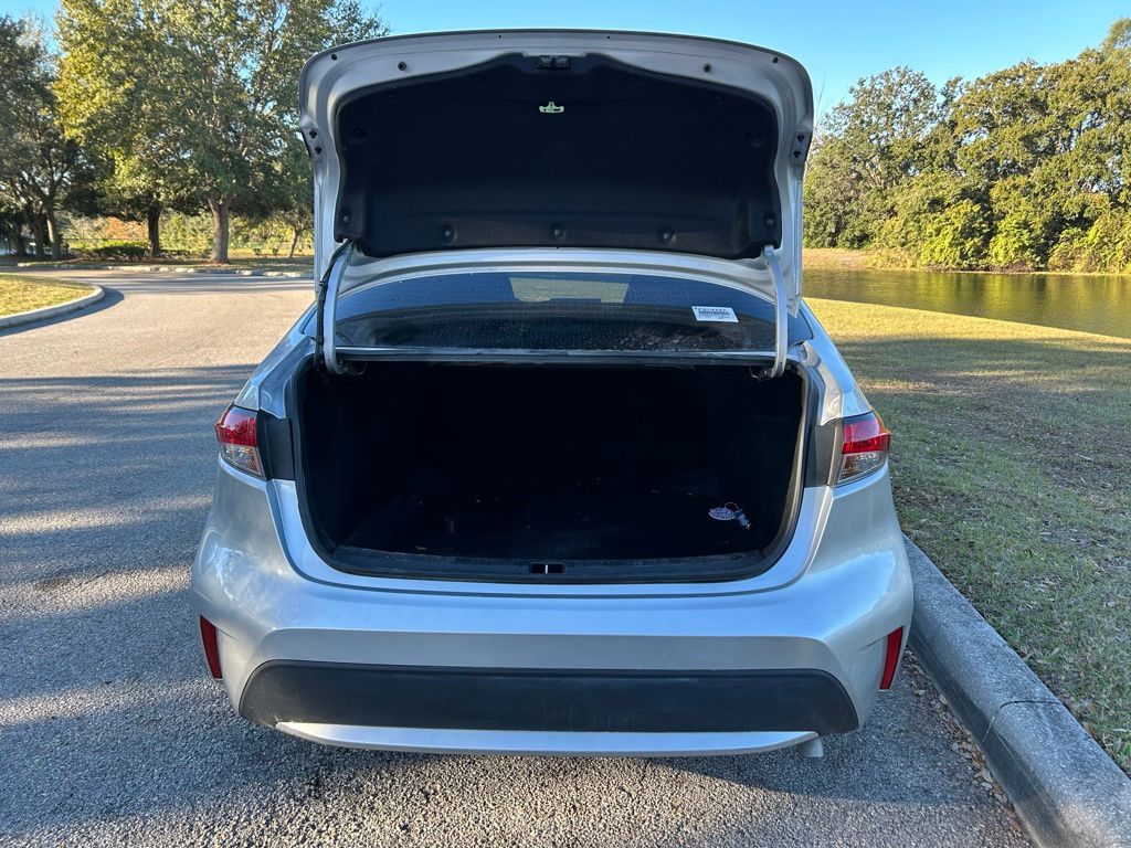 Thumbnail: 2022 Toyota Corolla - 10