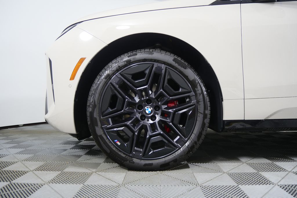 Thumbnail: 2026 BMW iX - 7