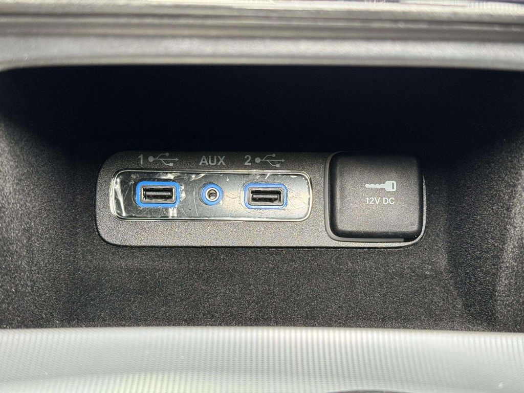 Used 2020 Ivory 3-Coat Jeep Summit image 14