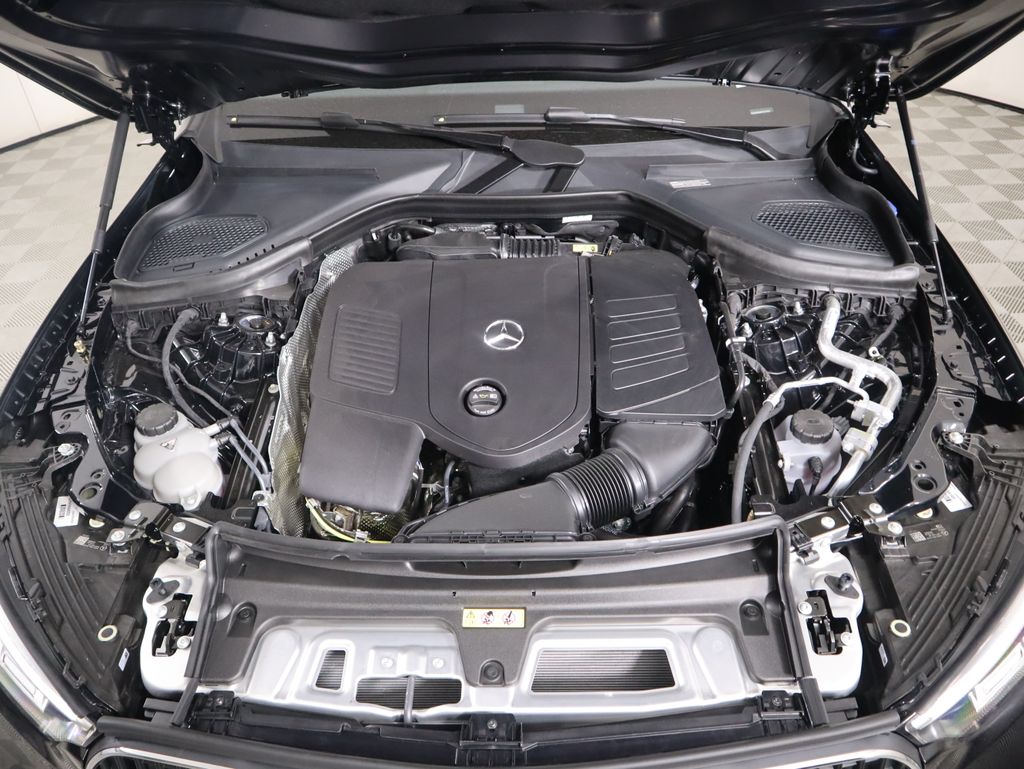 Thumbnail: 2026 Mercedes-Benz GLC - 30