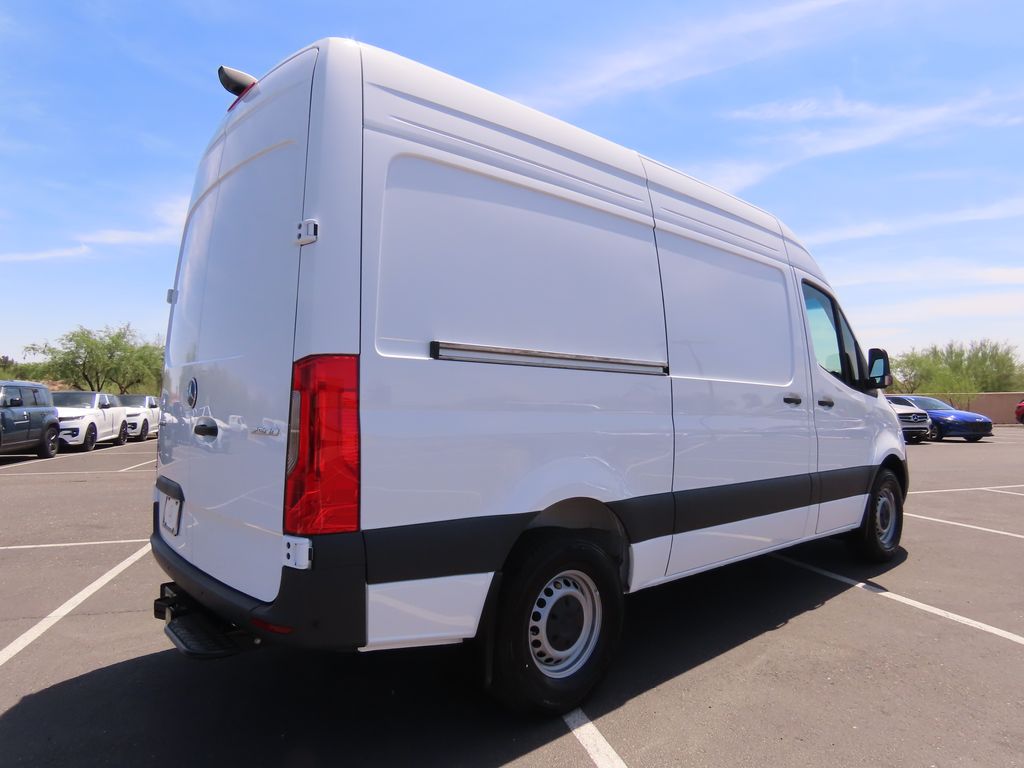 2025 Mercedes-Benz Sprinter 2500 5