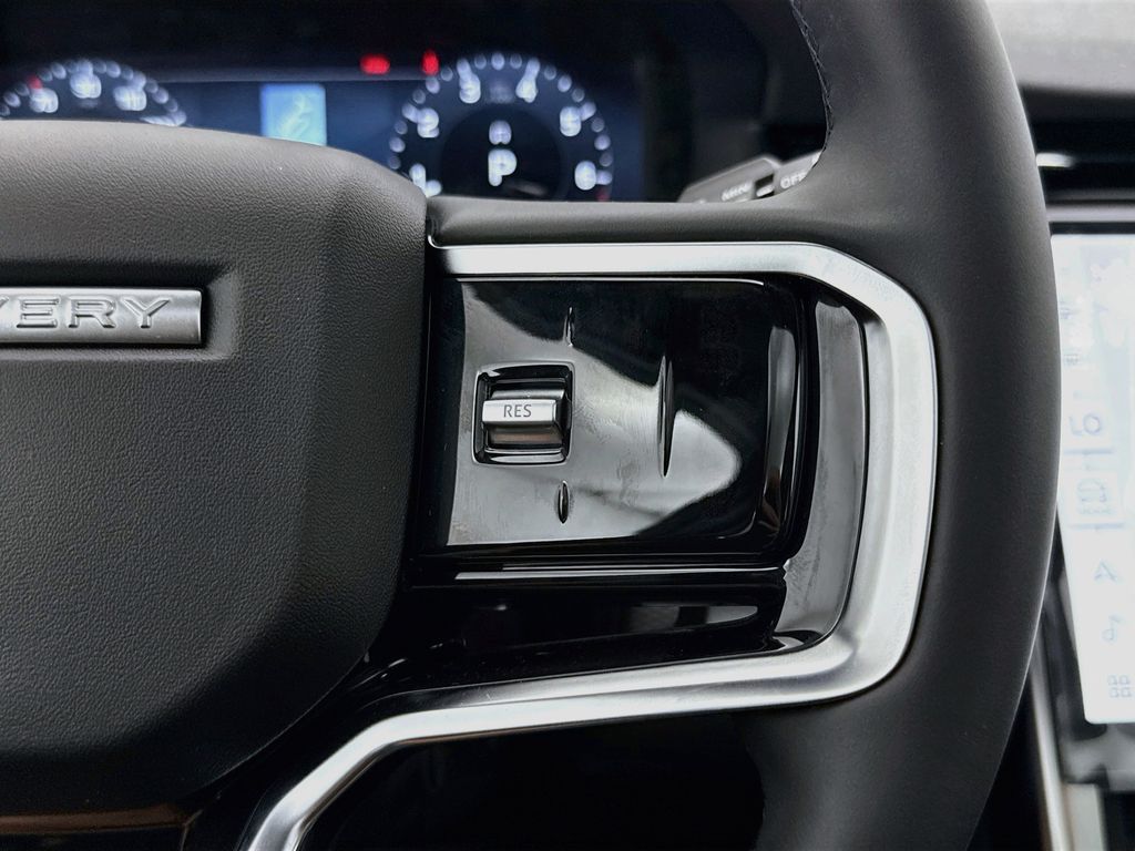 Thumbnail: 2026 Land Rover Discovery Sport - 12