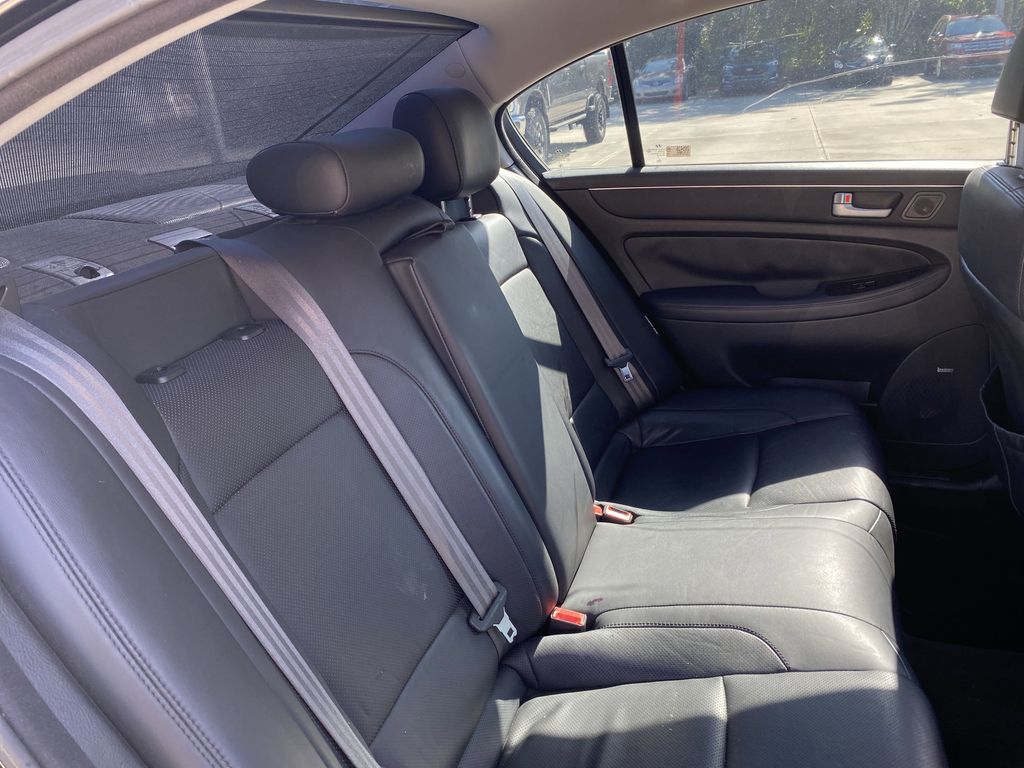 2014 Hyundai Genesis 3.8L photo