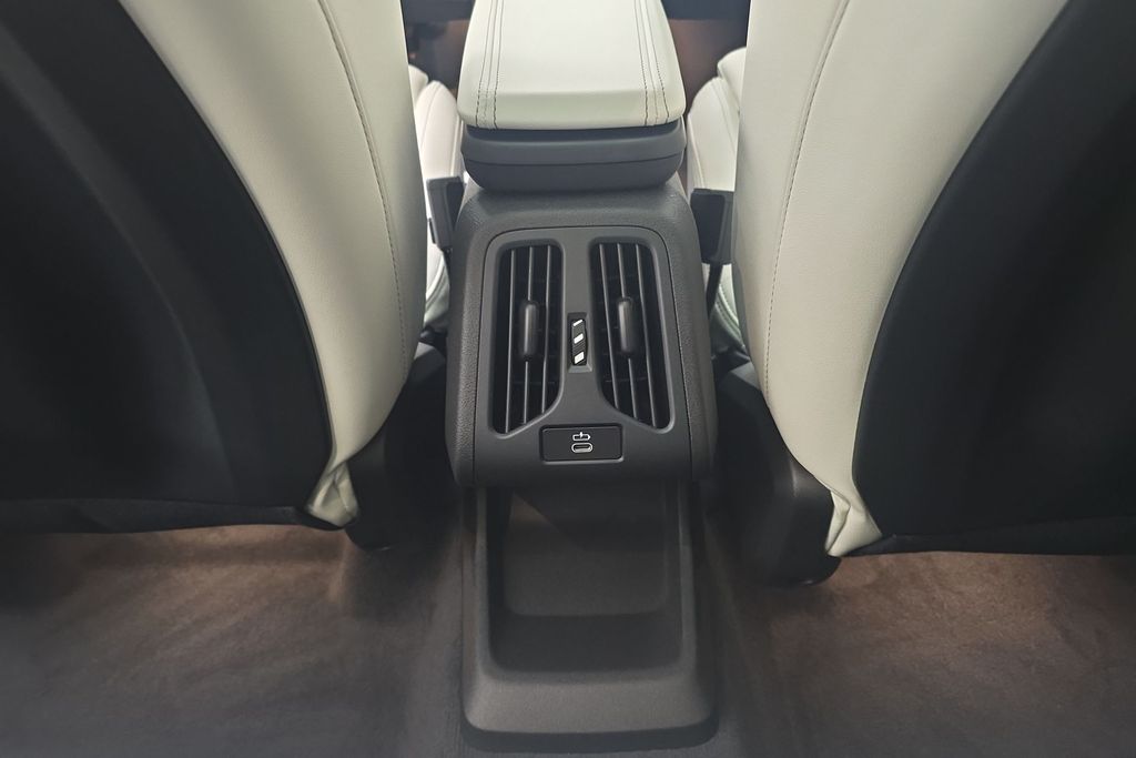 2026 Bmw X1 M35i photo 21